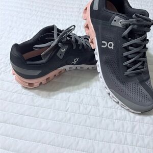 On Running Women's Gray and Pink Athletic Shoes